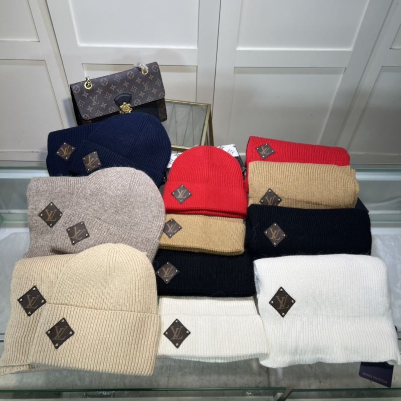 Louis Vuitton Caps Scarfs